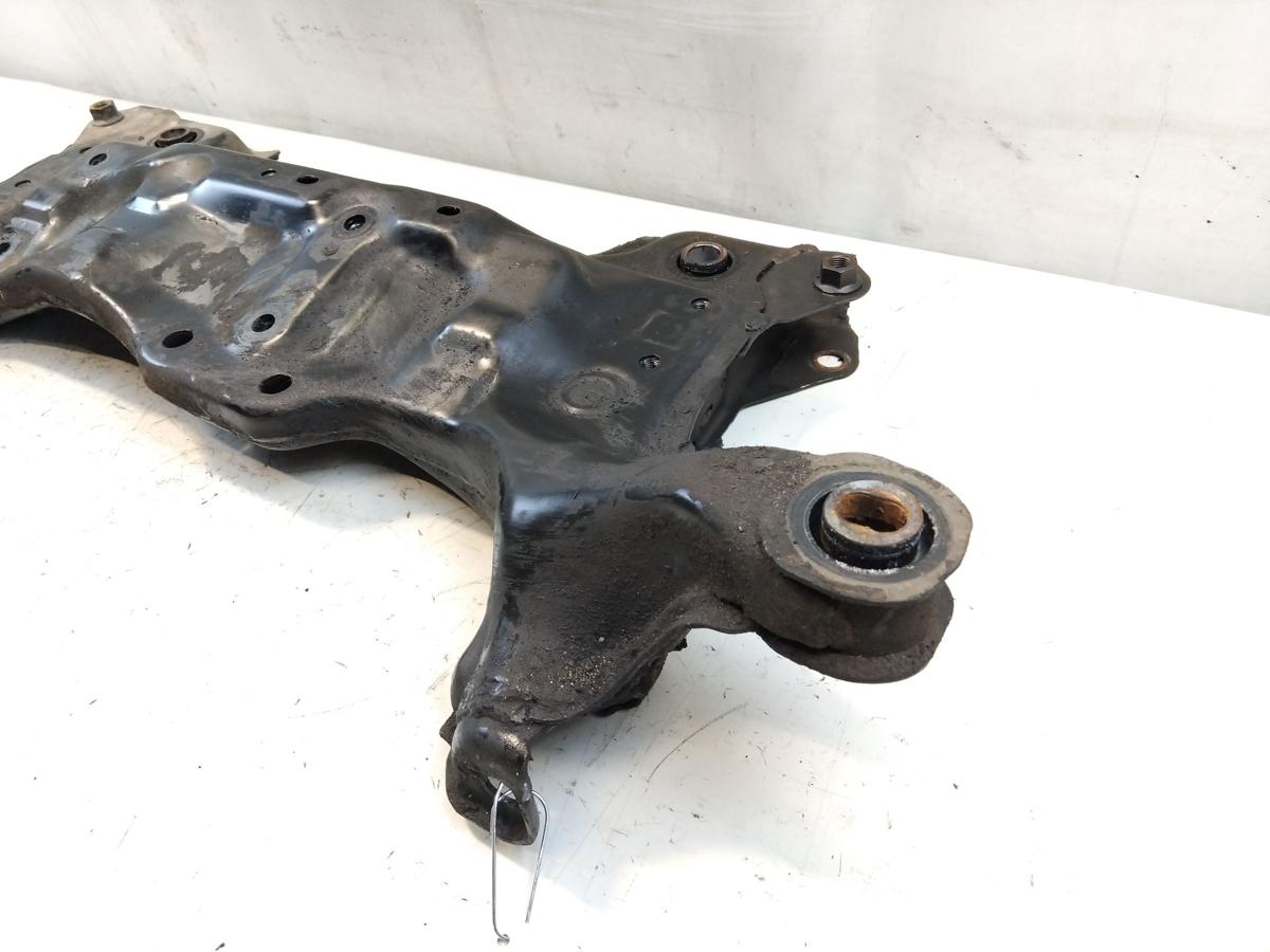 Toyota Avensis T22 original Vorderachstr&auml;ger Aggregatetr&auml;ger Facelift BJ2002