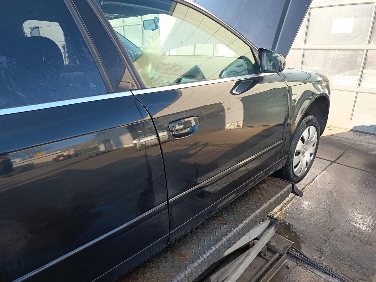 Audi A4 B7 Avant original T&uuml;r vorn rechts Beifahrer Z9Y Phantomschwarz Bj 2006