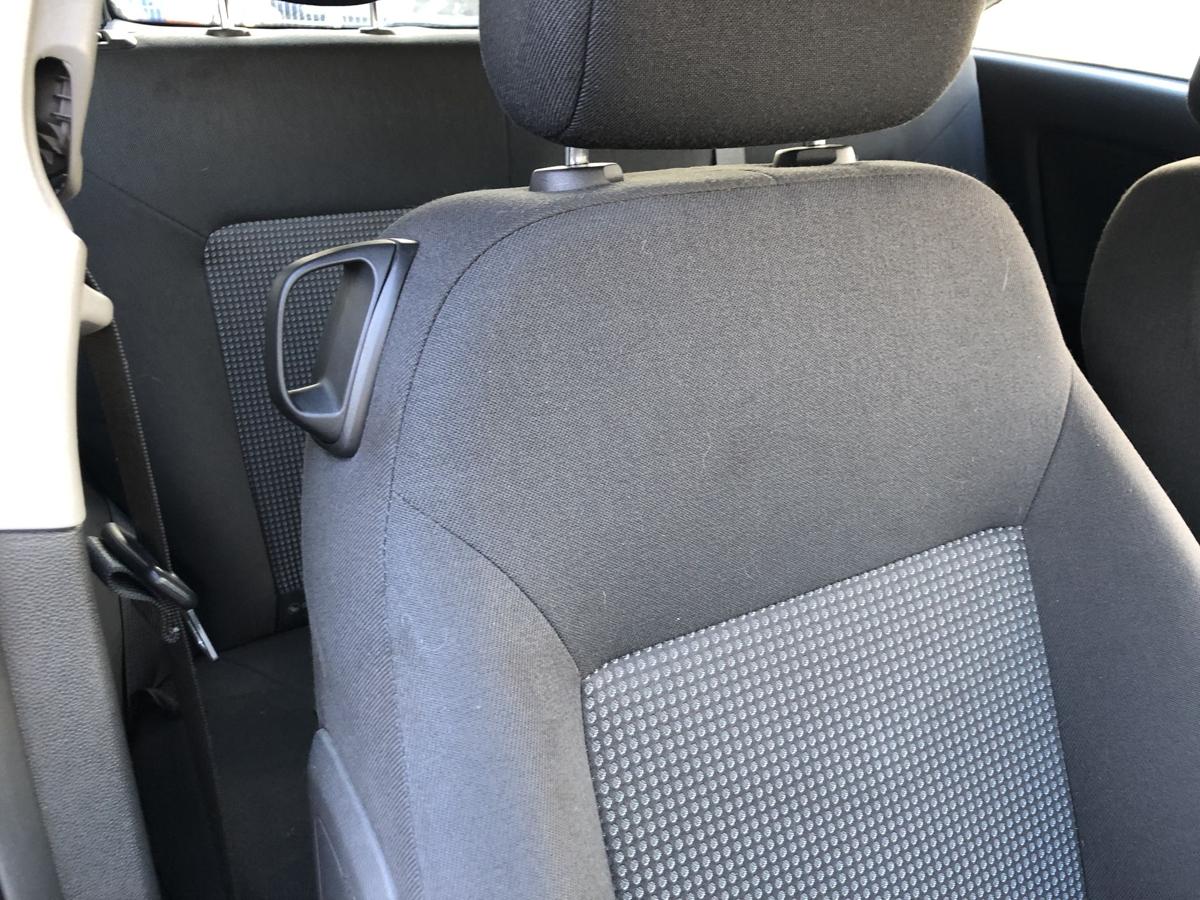 Opel Corsa D Sitz vorn rechts Beifahrersitz nur für 3 türer Stoffsitz