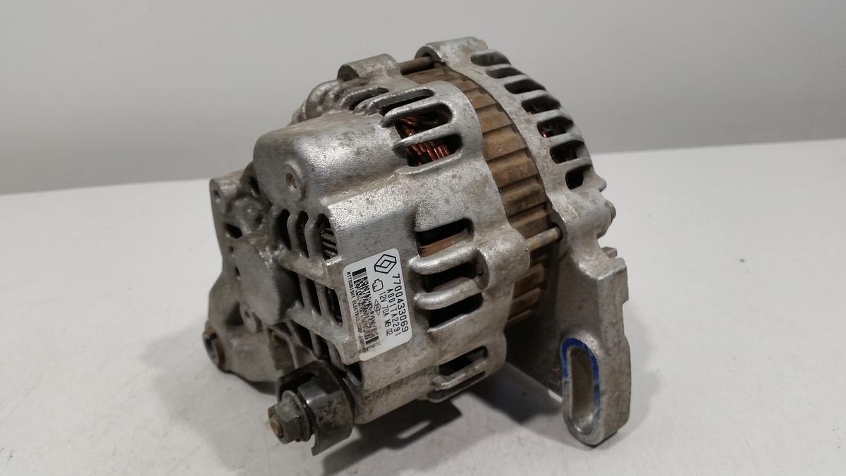 Renault Clio II orig Lichtmaschine Generator 70A 1149ccm 43kw Bj 2000