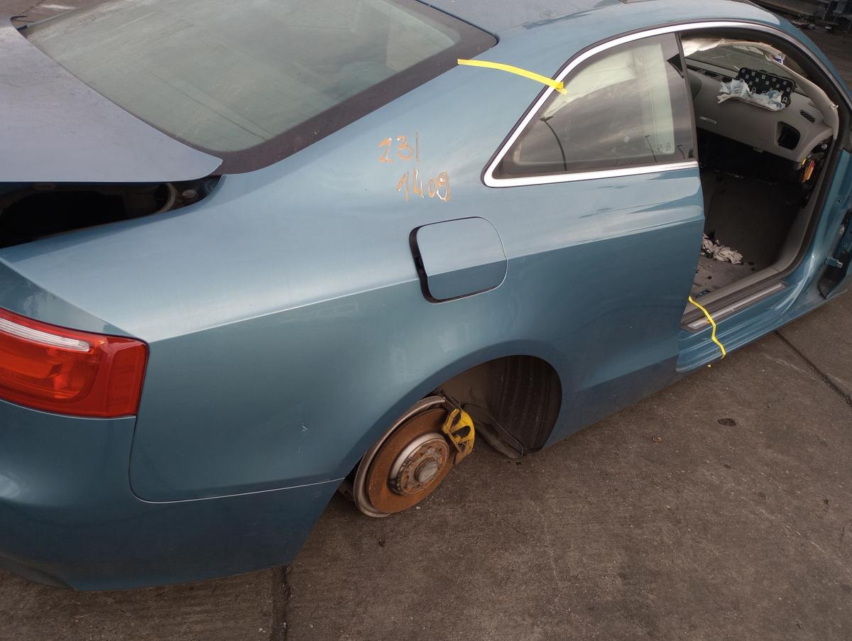 Audi A5 B8 Seitenwand rechts K-Schnitt Kotflügel hinten rechts Bj 2010