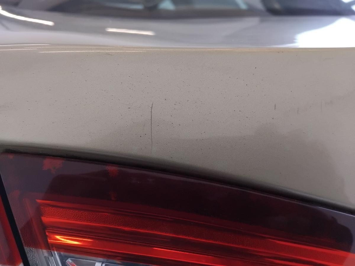 Ford Mondeo 4 BA7 Flie&szlig;heck Heckklappe Champagnermetallic inkl. Scheibe BJ2007