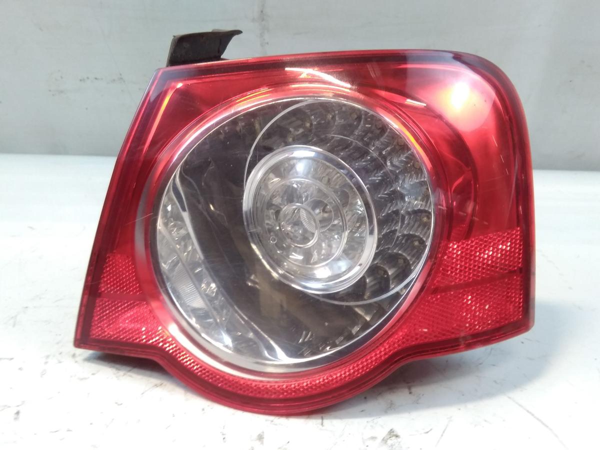 VW Passat 3C B6 Limousine original Rückleuchte Heckleuchte rechts außen BJ2009