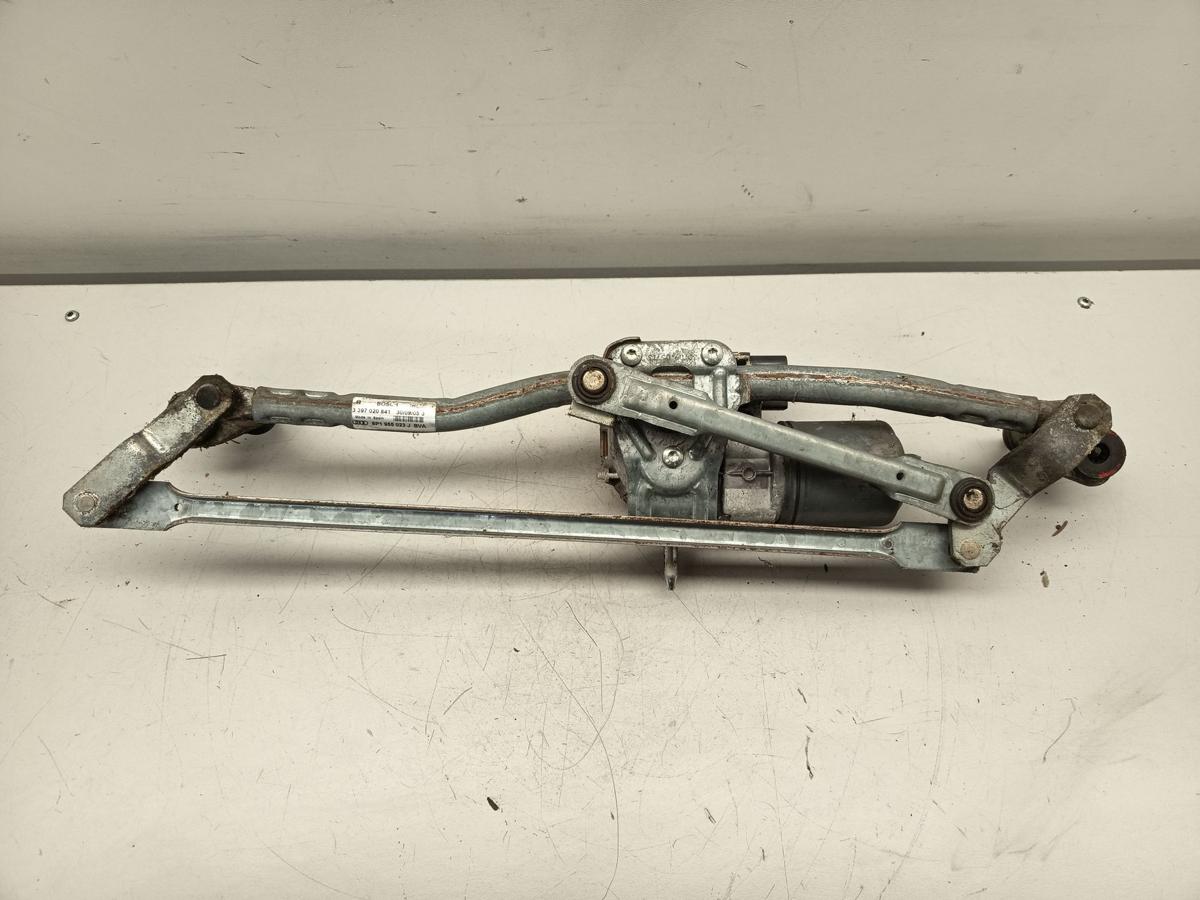 Audi A3 8P original Wischermotor vorne mit Gest&auml;nge Baujahr 2005