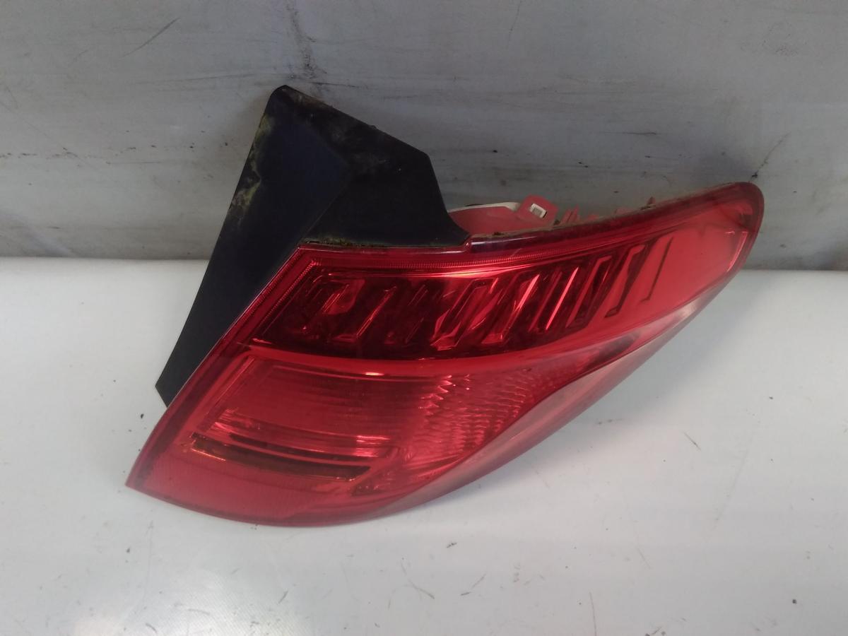 Opel Meriva B original R&uuml;ckleuchte Heckleuchte rechts au&szlig;en BJ2013