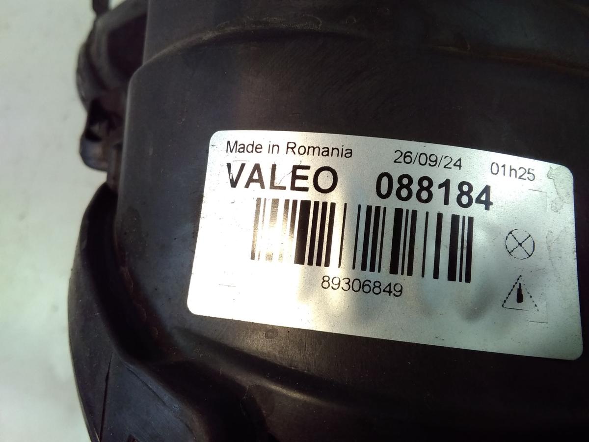VW Polo 9N1 original Scheinwerfer rechts Halogen mit LWR 088184 VALEO BJ2003