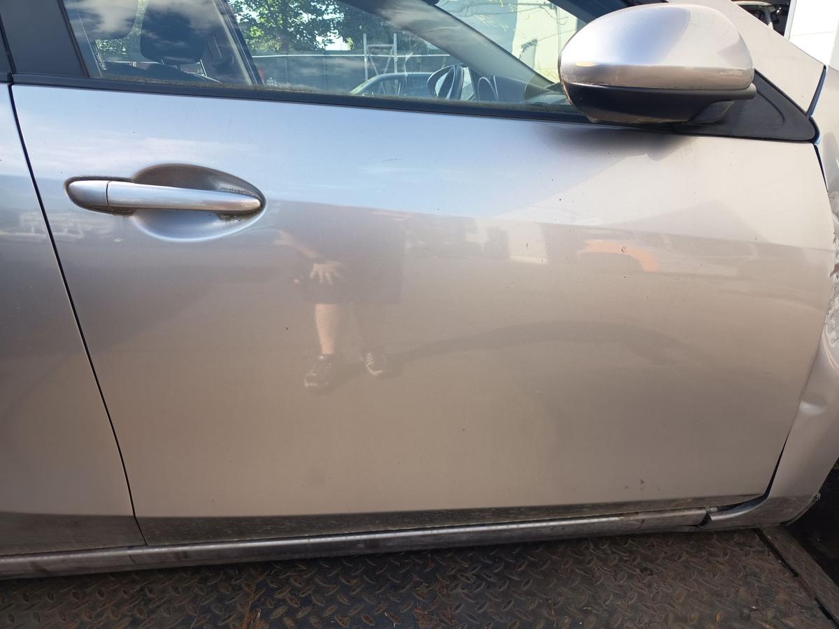 Mazda 3 BL original T&uuml;r vorne rechts 22V Satinsilber Baujahr 2010