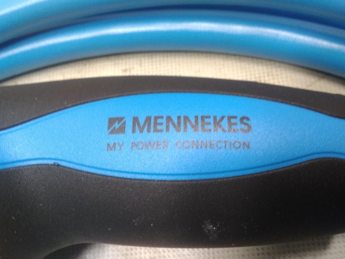 Tesla Model Y Ladekabel 4 Meter 1039810-01-A Menekes 36213/3P+N