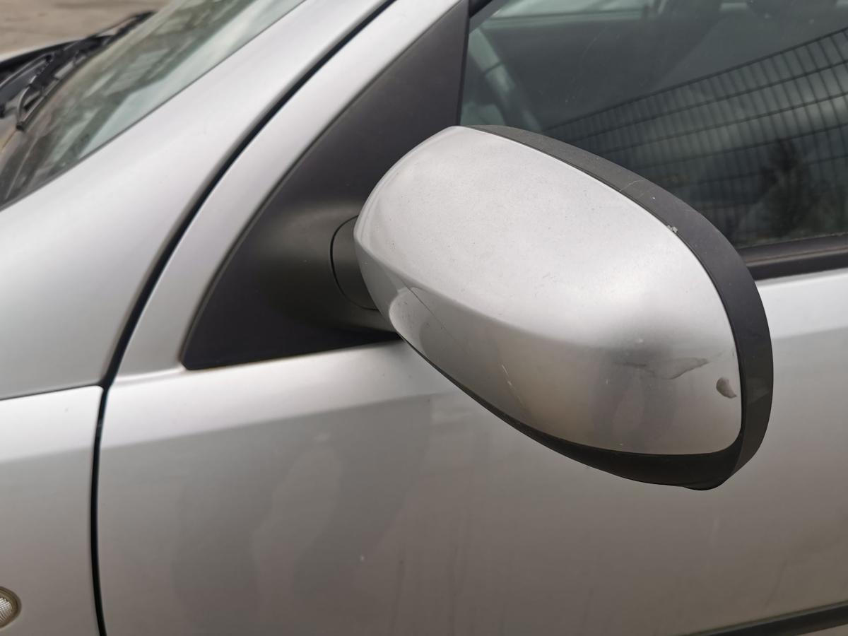Opel Corsa C Aussenspiegel R&uuml;ckspiegel Spiegel links elektr Z157 Starsilber III
