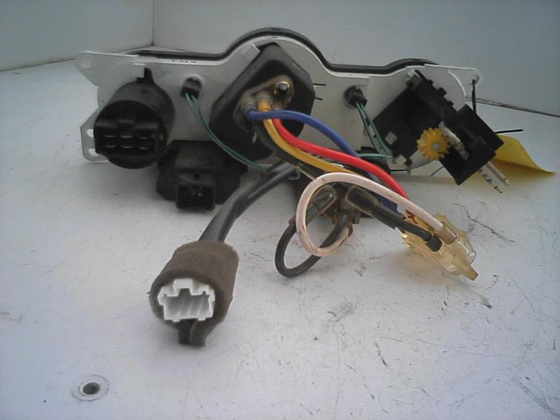 HEIZUNGSBETAETIGUNG; Heizungsbet&auml;tigung; COUP&Eacute; (J2/RD AB&acute;96); J-2/RD 06/96-01/02; 97250-27000; N.L.