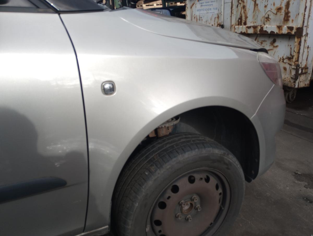 Skoda Fabia II 5J Kombi orig Kotflügel rechts F8H Beige Facelift Bj 2010