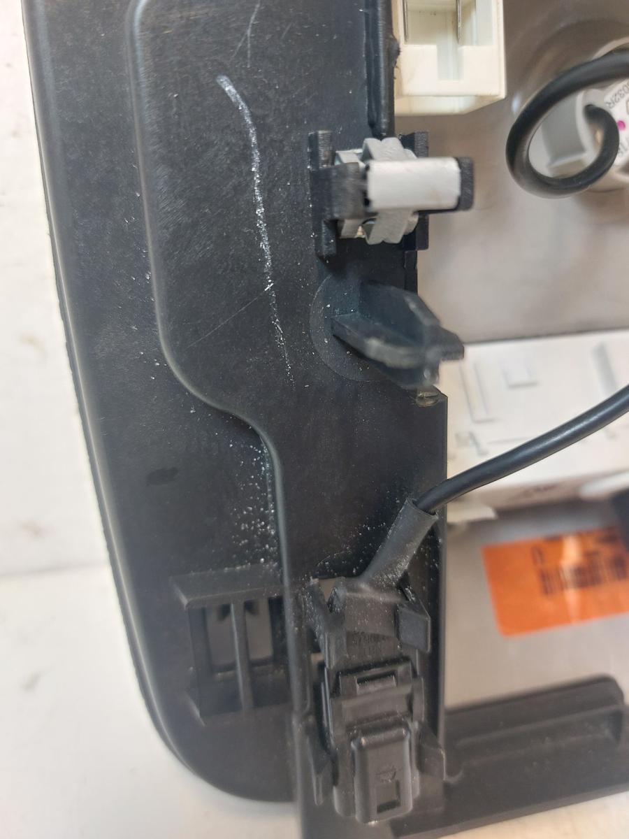 Renault Clio IV X98 TCe90 Innenleuchte vorn Leseleuchte Dachleuchte