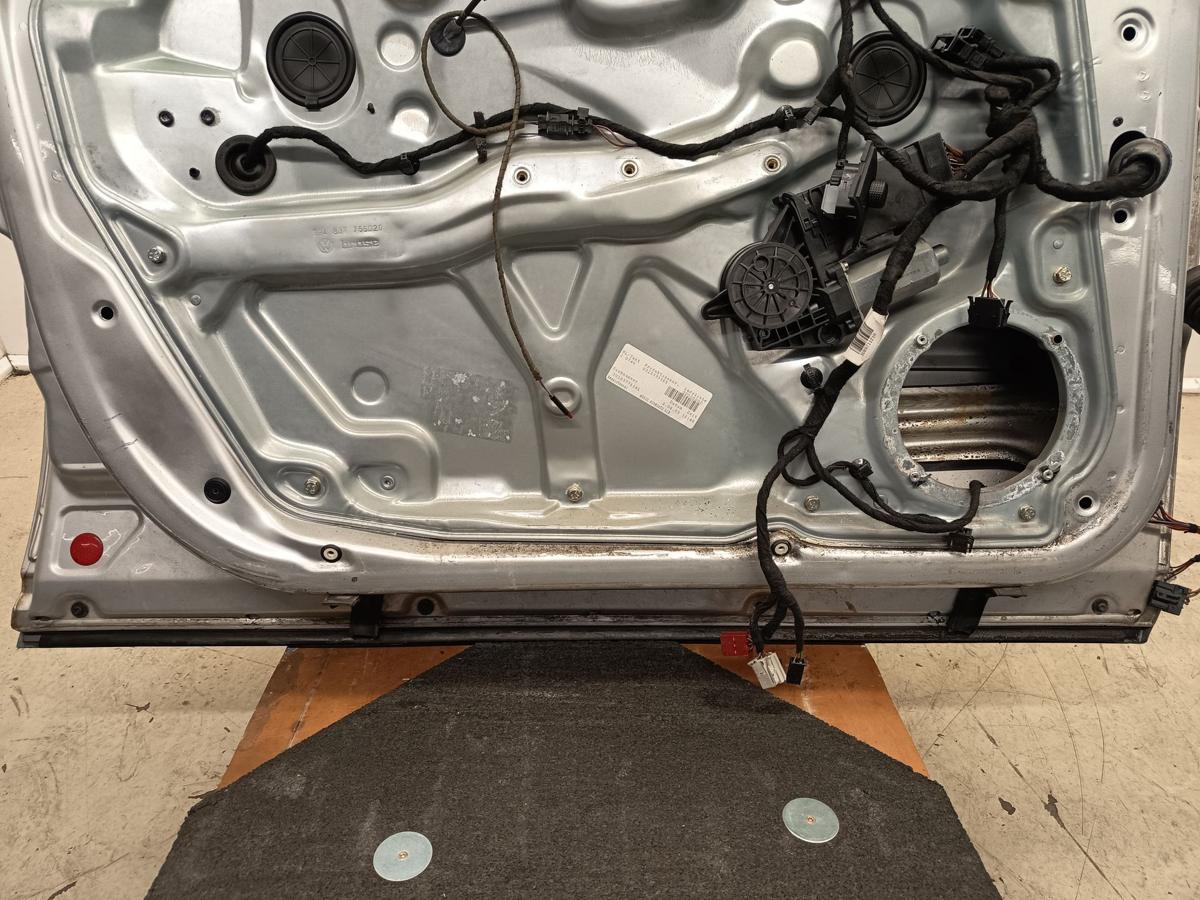 Skoda Superb orig T&uuml;r vorn links Fahrer F7T Diamantsilber met Bj 2003