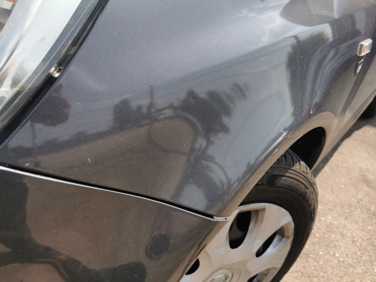 Opel Corsa D Kotflügel Fender Seitenwand vorn links Z177 Karbongraumetallic