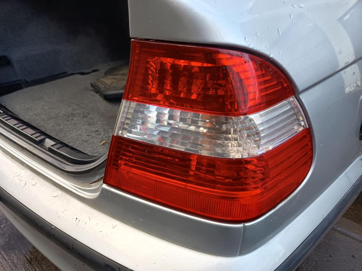 BMW E46 Limo original R&uuml;ckleuchte links Heck Schluss Licht Bj 2003
