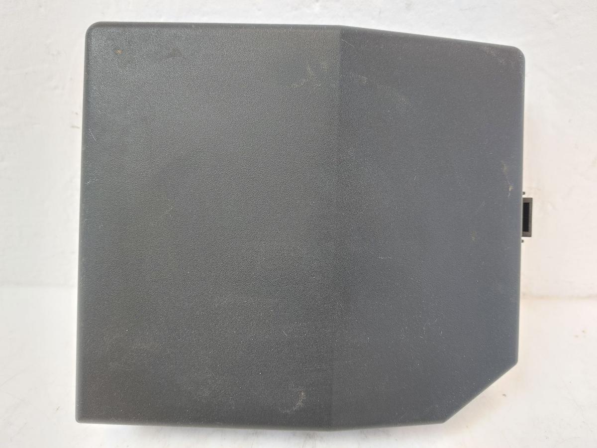 Mitsubishi Eclipse Cross GK0 ab21 Deckel Abdeckung Sicherungskasten Fahrerseite