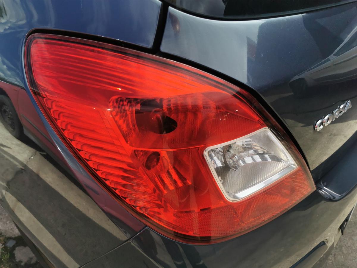 Opel Corsa D Rückleuchte Schlussleuchte Rücklicht Lampe hinten links 5 Türer