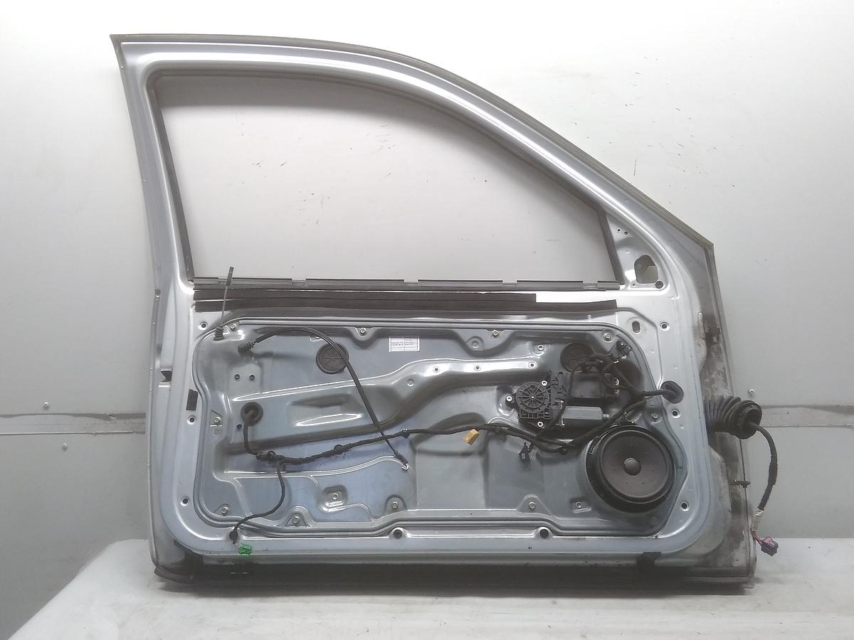 VW Golf 4 original Tür vorn links Fahrertür LB7Z Satinsilber 3-Türer