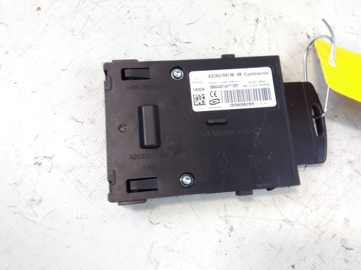 Renault Zoe original Chipkartenlese Chipkartenleseger&auml;t mit 1 Karte Bj.2015