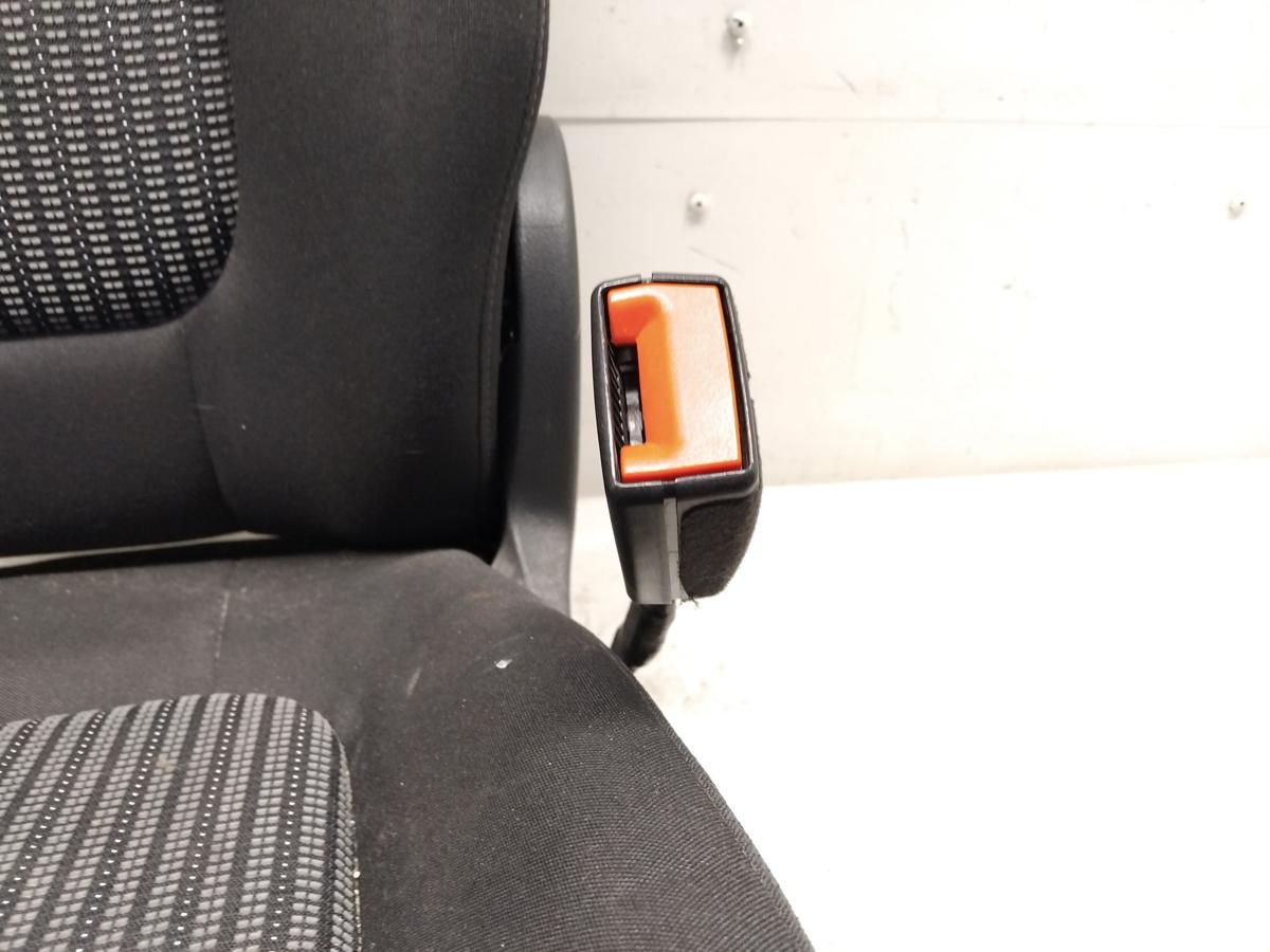 Seat Alhambra 7N Sitz vorn rechts Beifahrersitz beheizt titanschwarz Bj.2015