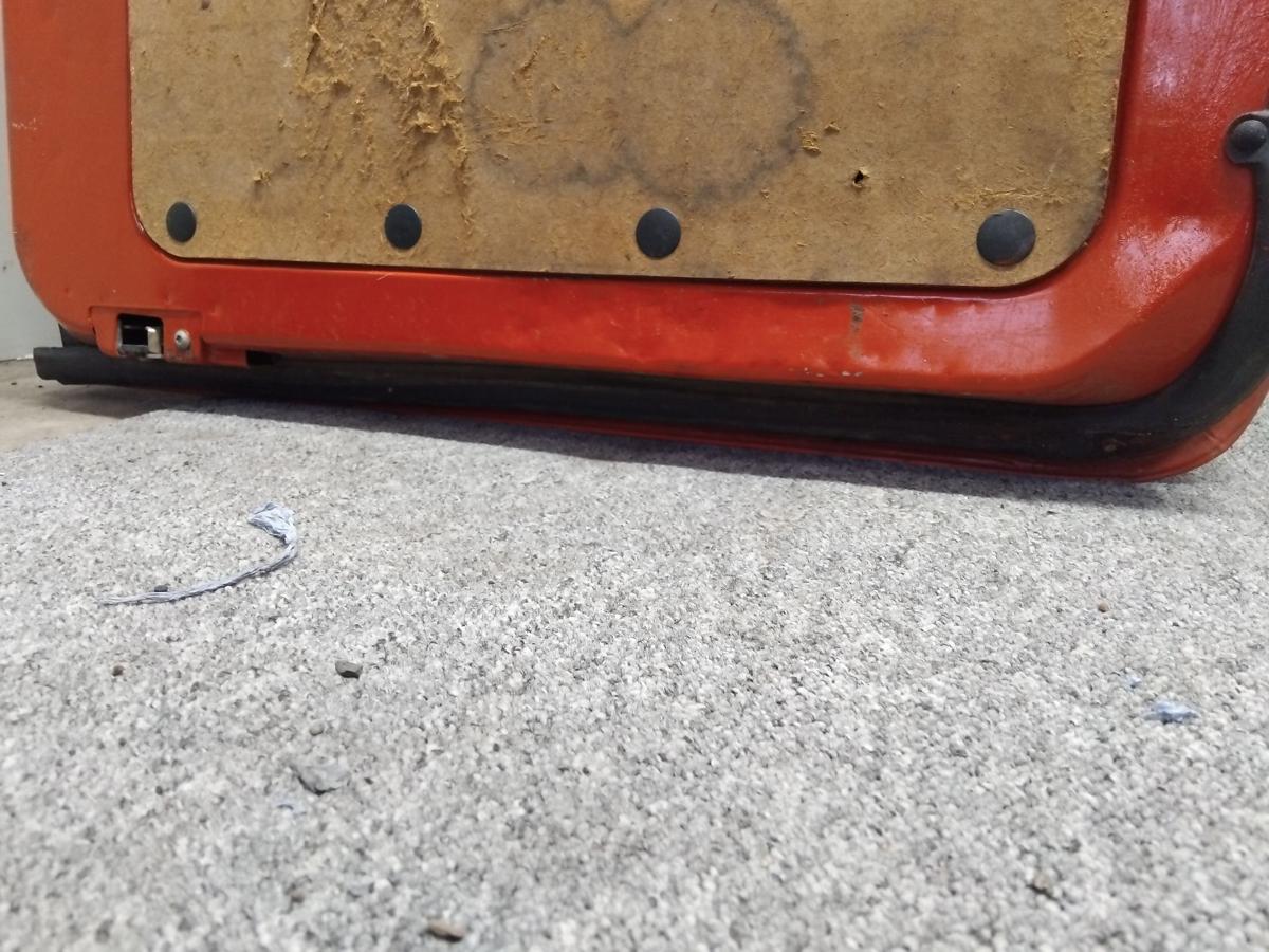 Ford Transit 6 TT9 Heckfl&uuml;gelt&uuml;r Heckt&uuml;r links Kasten Mittelhochdach Bj.2007