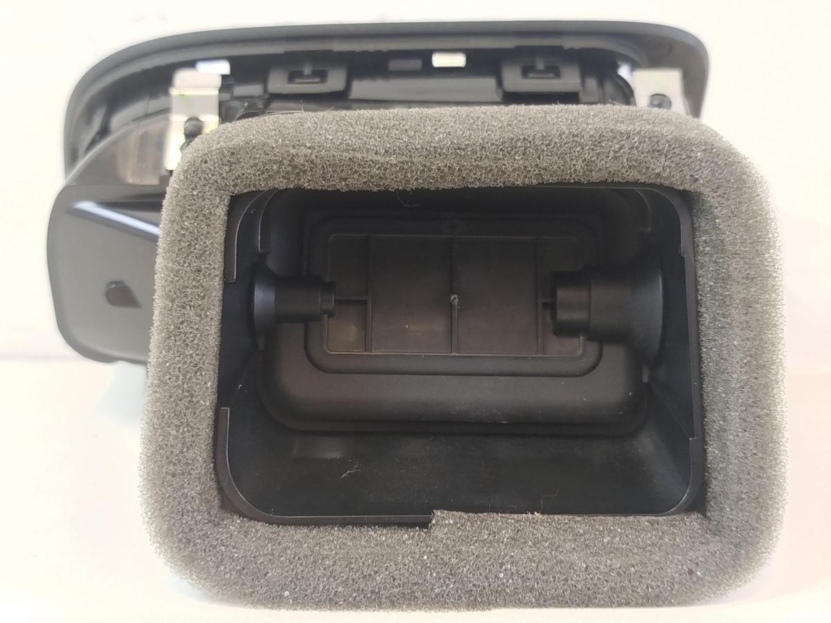 VW Polo 6R Luftd&uuml;se au&szlig;en rechts Luftdusche Ausstr&ouml;mer OEM