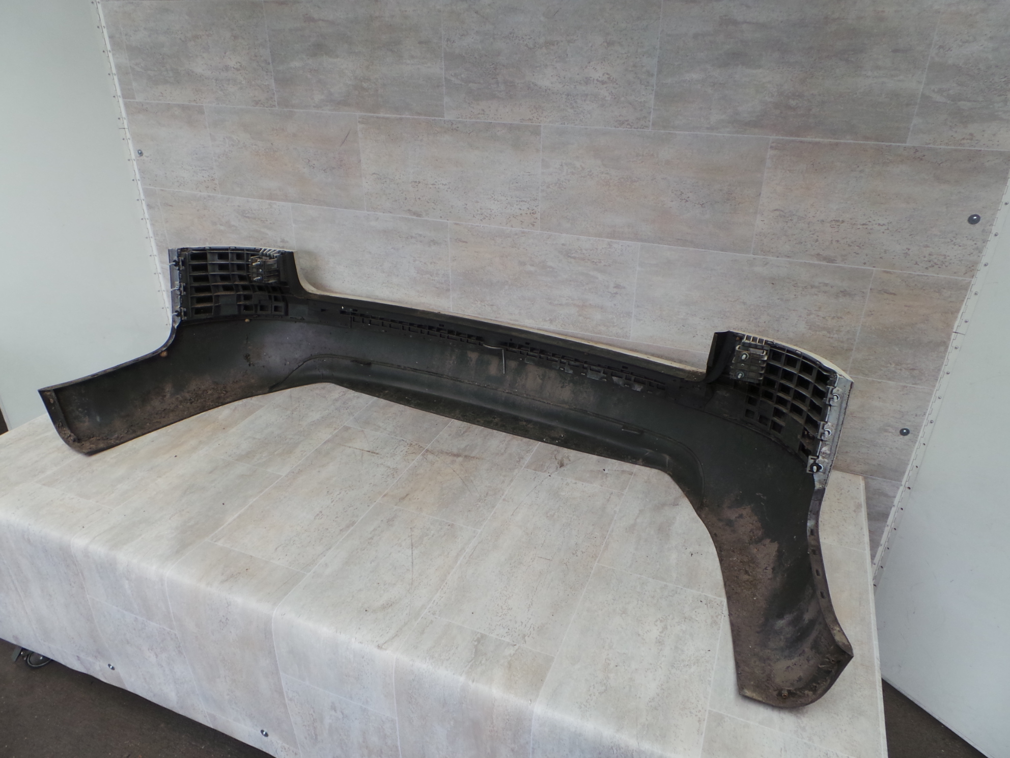 Audi A6 4B Avant Bj.97-01 Stoßstange hinten Stoßfänger LY9G Casablanca Weiss