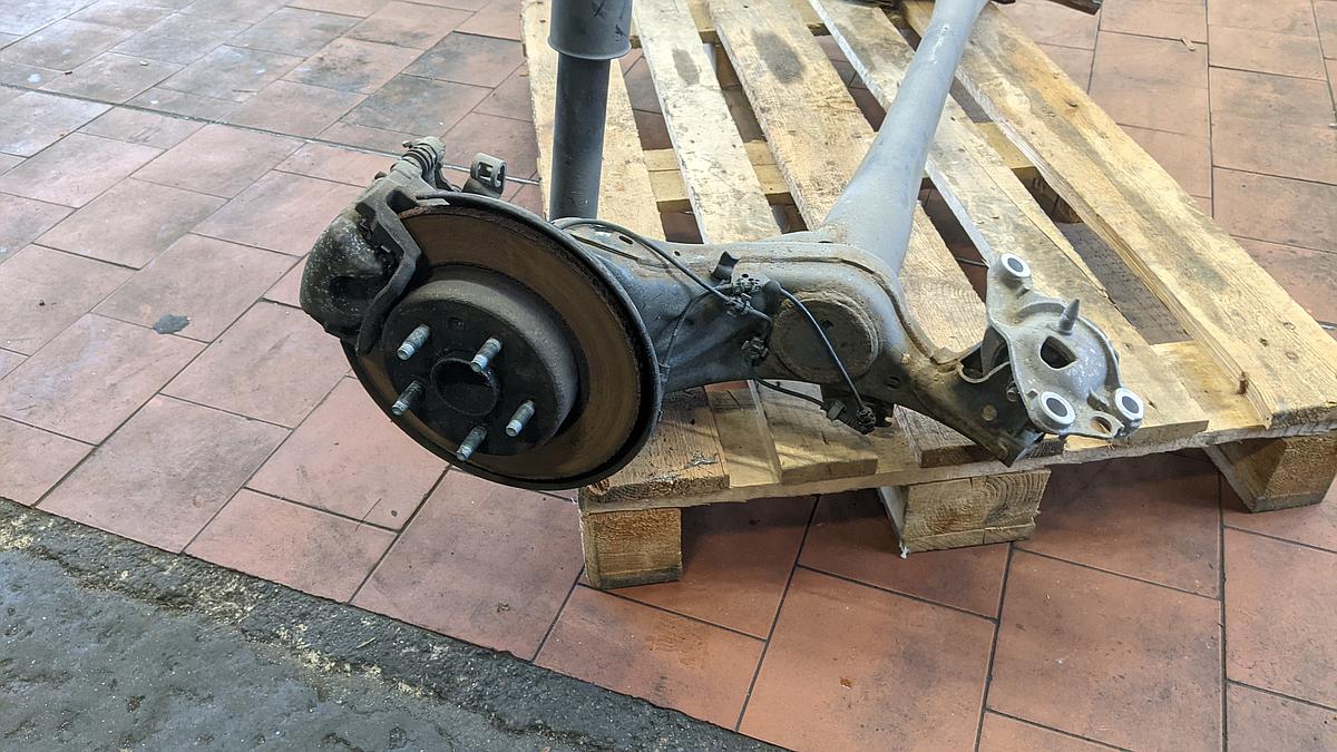 Opel Astra K Hinterachse Achse hinten Achstr&auml;ger Achsk&ouml;rper 5-T