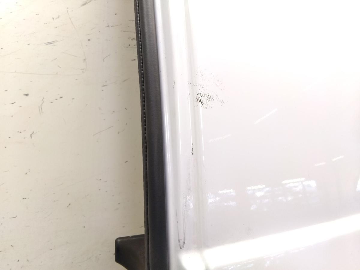 Opel Combo E Cargo Heckfl&uuml;gelt&uuml;r Heckt&uuml;r rechts besch&auml;digt Bj.2025 weiss ICY