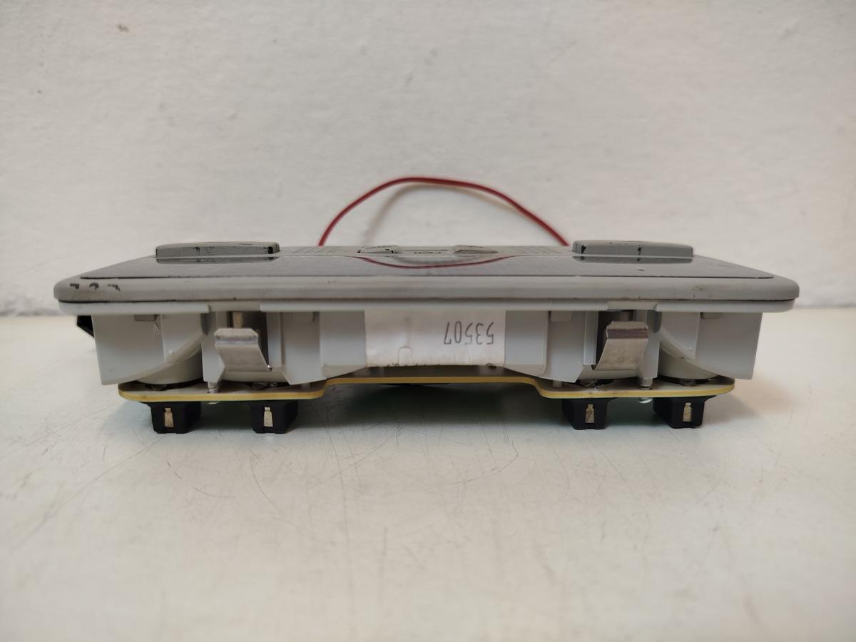 VW Passat 3BG W8 Innenleuchte Leseleuchte Ambientebeleuchtung Schaden Text lesen