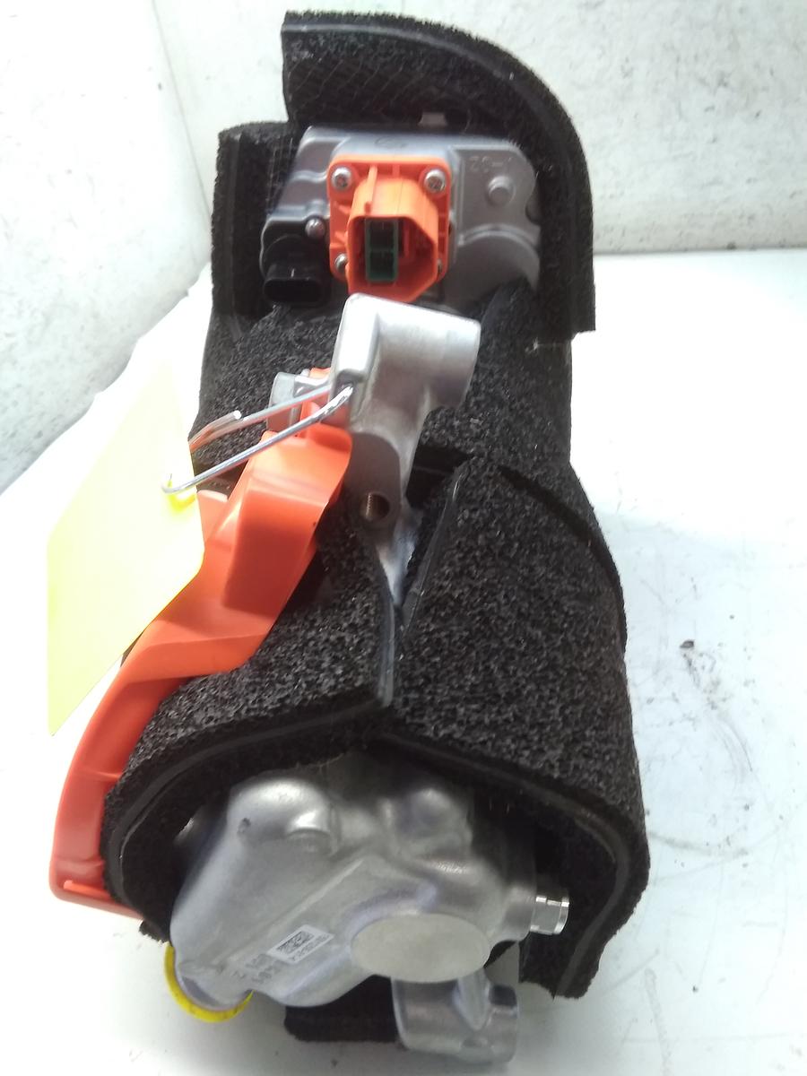 Tesla Model Y Bj.2021 original Klimakompressor 1501256-01-K