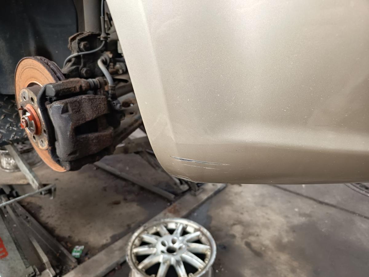 Fiat Linea original Stoßstange Fänger vorn/Front 261/A Elfenbein Bj 2008