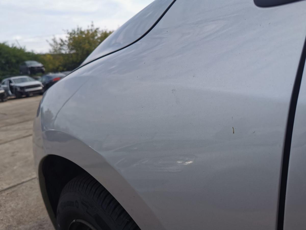Renault Megane III Z Kotflügel Fender Seitenwand vorn links TED69 Grey met