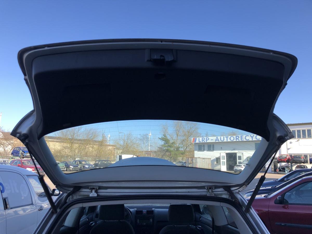 VW Golf 5 V 1K Heckklappe mit Heckscheibe LA7W Reflexsilber Met 3 u. 5 t&uuml;rer