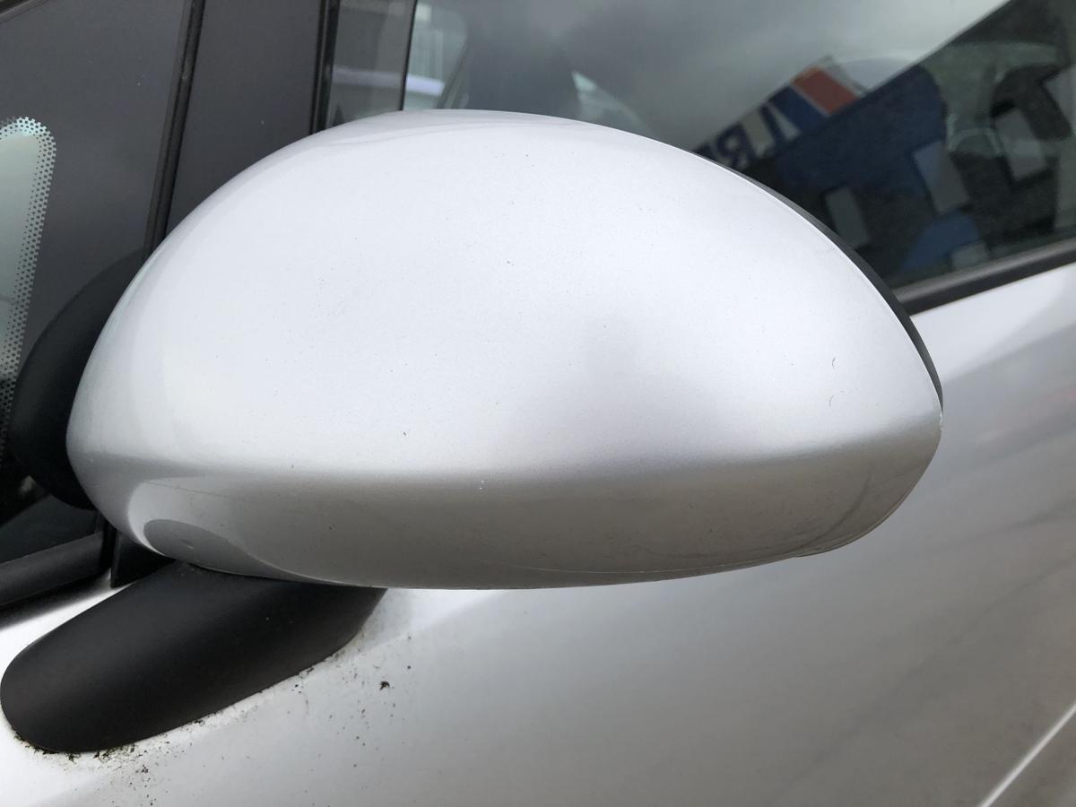 Opel Corsa D Au&szlig;enspiegel links Spiegel Seitenspiegel elektrisch 2AU Starsilber