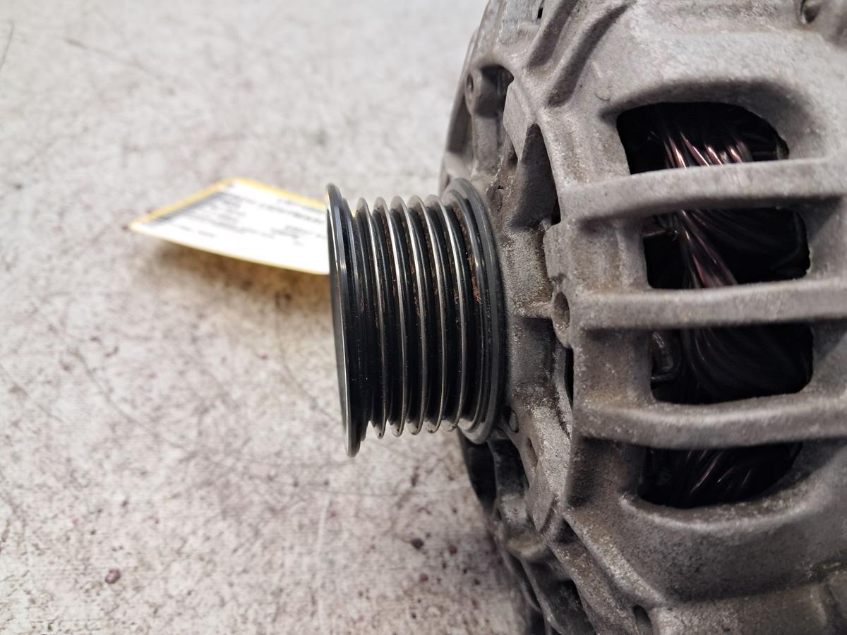 Skoda Fabia 5J original 90A Lichtmaschine Generator 03D903025 BJ2013