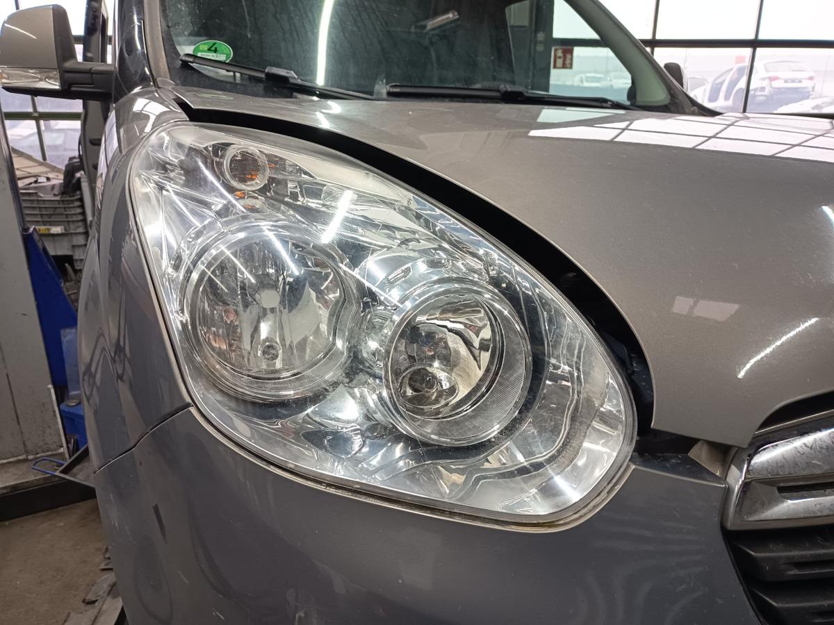 Opel Combo D original Scheinwerfer rechts Halogen Bj 2012