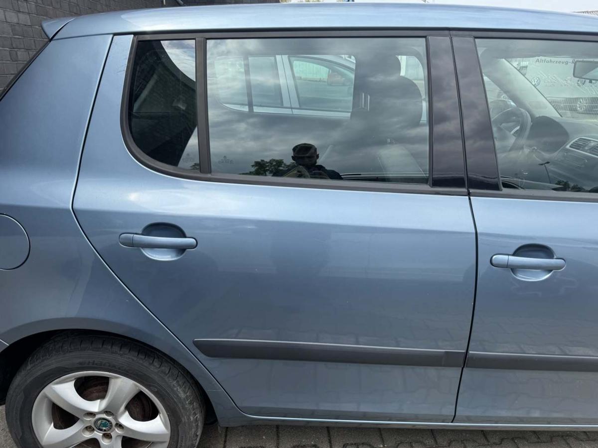 Skoda Fabia 2 original Tür hinten rechts 9154 Satin Grey Fließheck ...