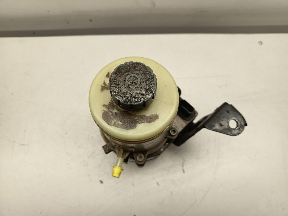 Skoda Fabia 6Y original Servopumpe Koyo 1.4 55kW Benzin Bj 2004