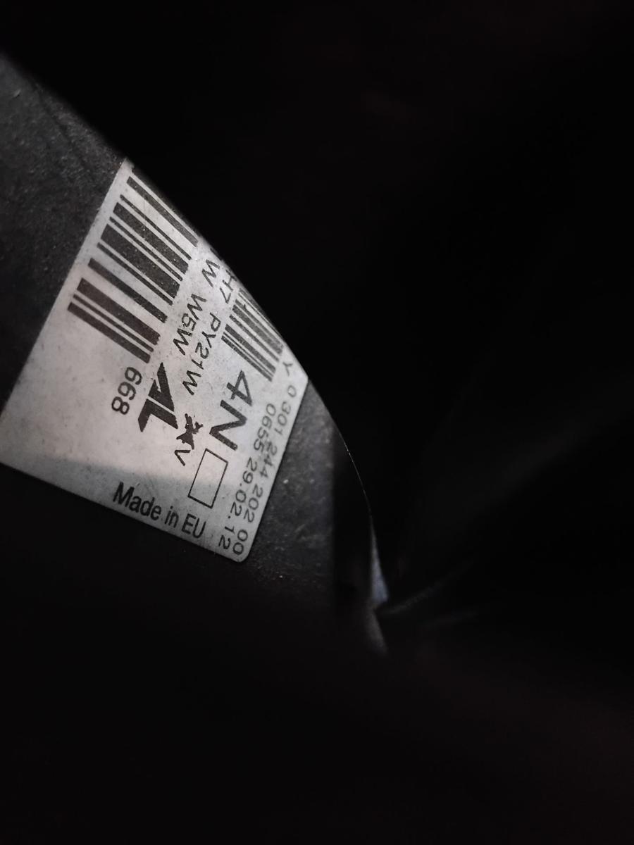 Renault Megane 3 original Scheinwerfer rechts Halogen mit LWR BJ2011