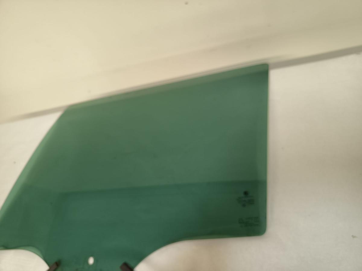 Skoda Octavia III 5E Combi original Türscheibe hinten links Fond Fenster Bj 2016