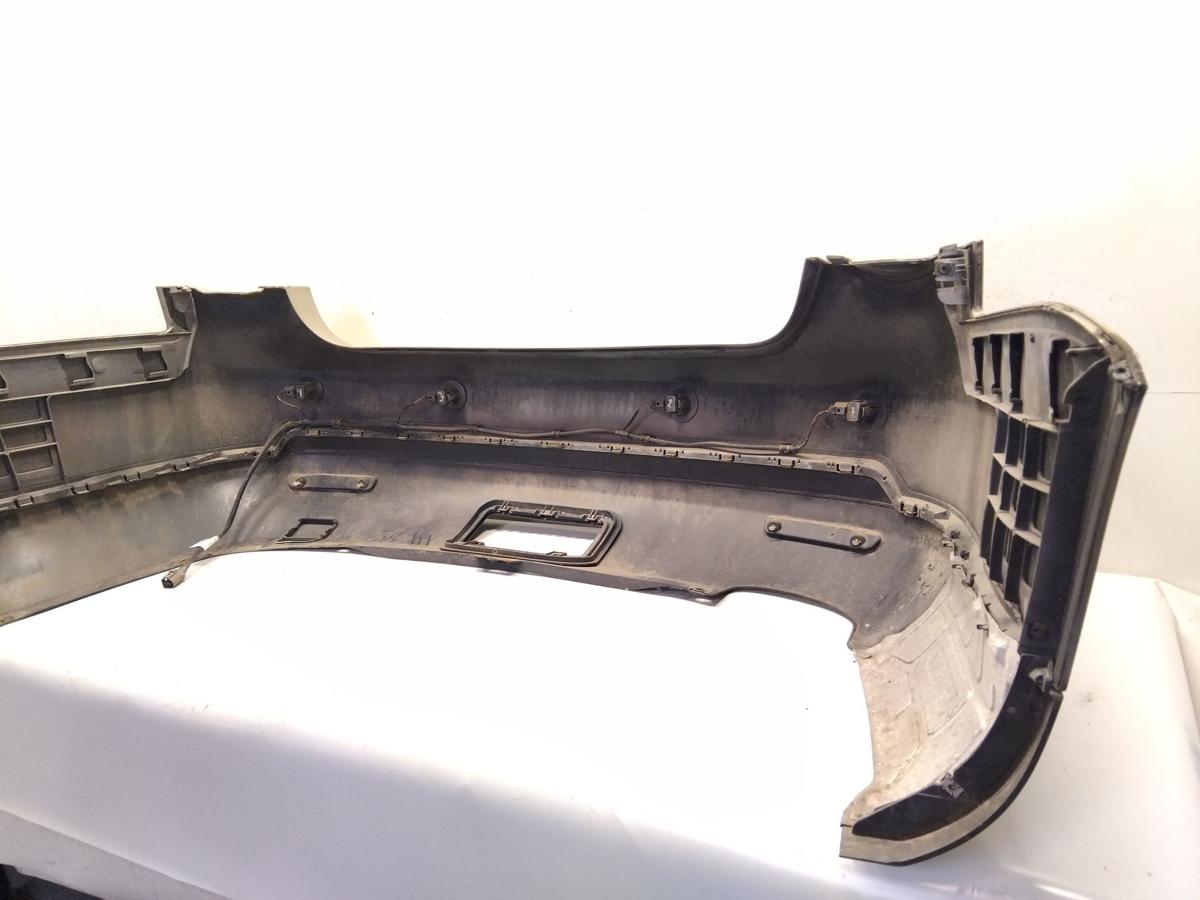 VW Jetta 5 1K2 original Stossf&auml;nger hinten wheatbeigemet. LD1W mit PDC BJ2005