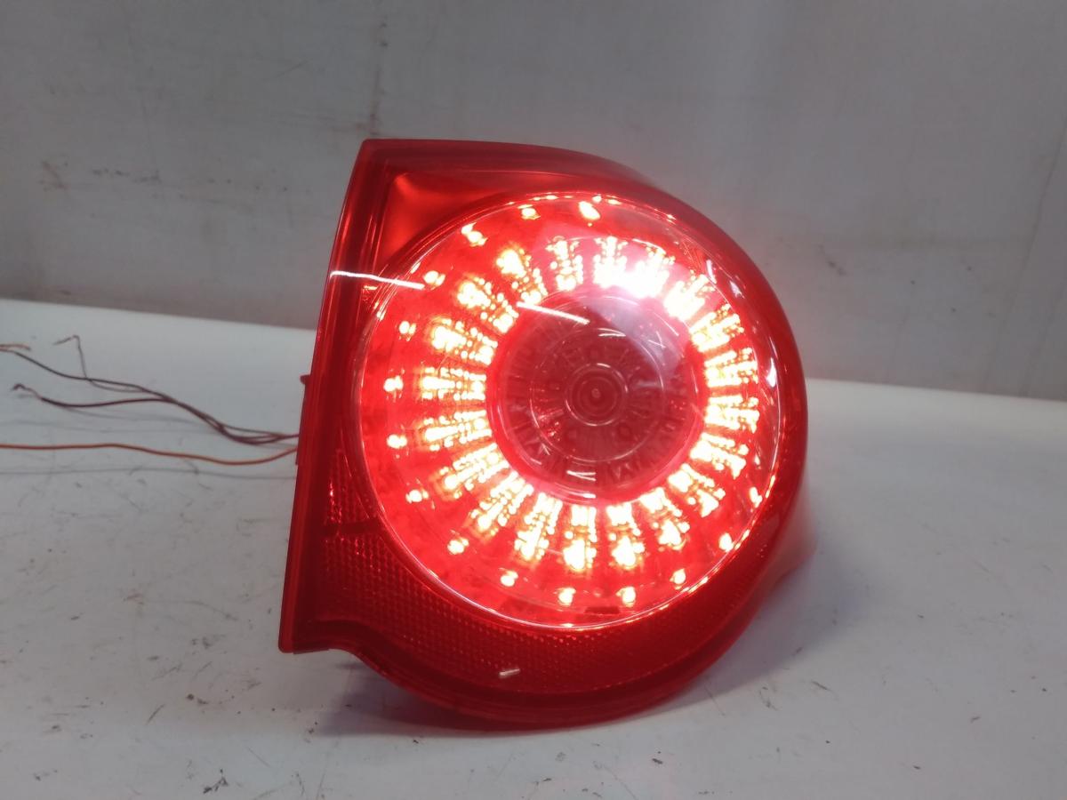 VW Passat 3C Variant LED R&uuml;ckleuchte Schlussleuchte au&szlig;en rechts BJ2010