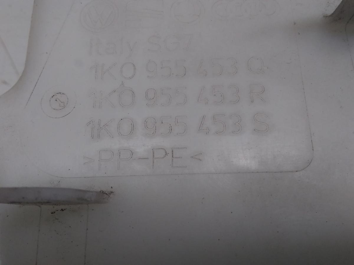 Audi A3 8P Facelift original Scheibenwaschbehälter mit 2 Pumpen Bj.2010