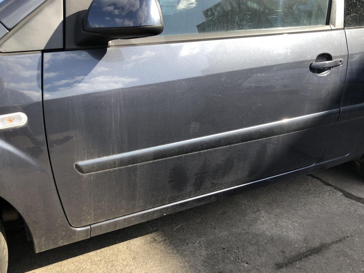 Ford Fiesta JD JH MK6 T&uuml;r vorn links Fahrert&uuml;r nur f&uuml;r 3 t&uuml;rer Royalgrau