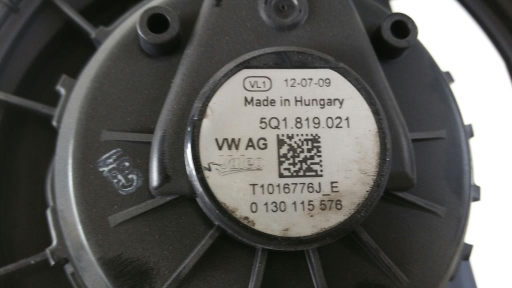 Skoda Octavia 3 III Bj.13 Gebläsemotor Innenraum 5Q1819021 Innenraumgebläse