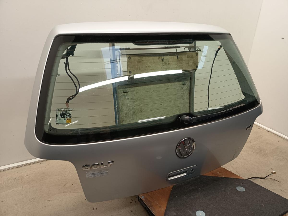 VW Golf IV original Heckklappe mit Scheibe LA7W Silber Rost Baujahr 2001