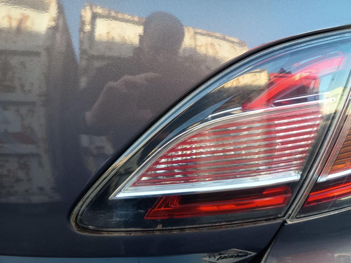 Mazda 6 GH original R&uuml;ckleuchte rechts innen Heck Schluss Licht Bj 2009