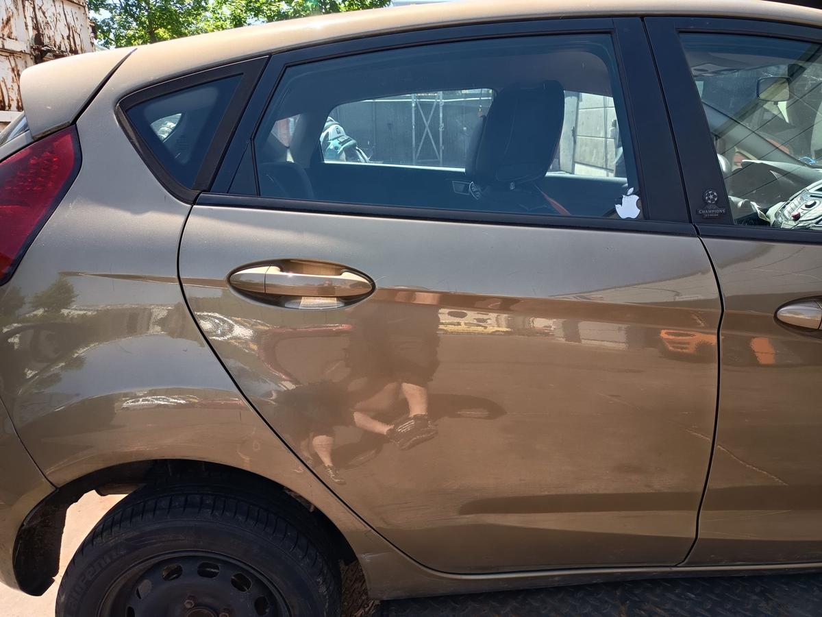 Ford Fiesta VI original T&uuml;r hinten rechts Castano-Braun Metallic Baujahr 2012