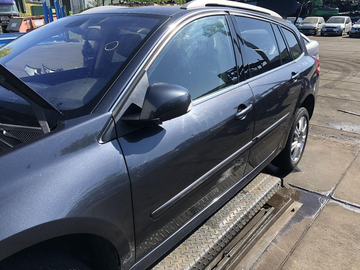 Renault Laguna III original Tür vorn links Fahrer (Roh) B66 Graphitschwarz Bj 10